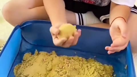 Playing sand