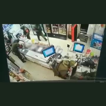 Russia Ukraine Soldiers Raid Store