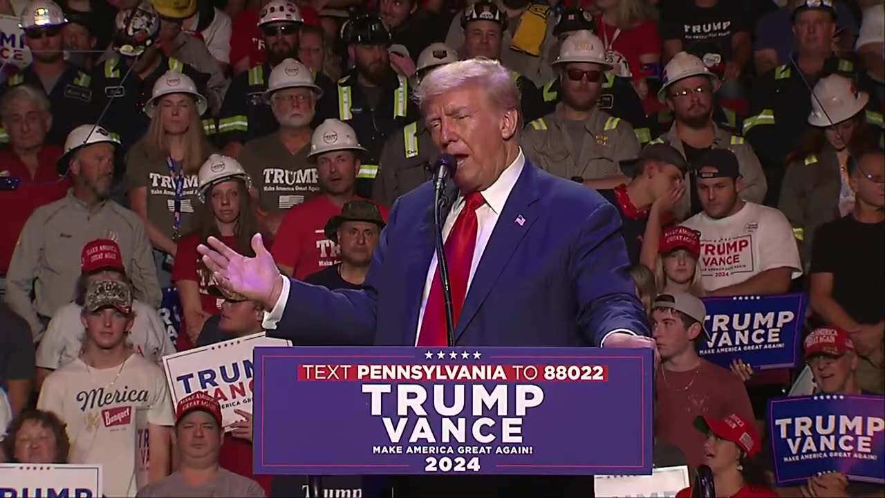 Donald Trump rally Indiana, PA FULL Pool video