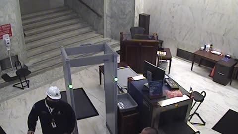 3091RHOBGRLowerIndepAveDoor_2021-01-05_04h20min01s993ms.mp4