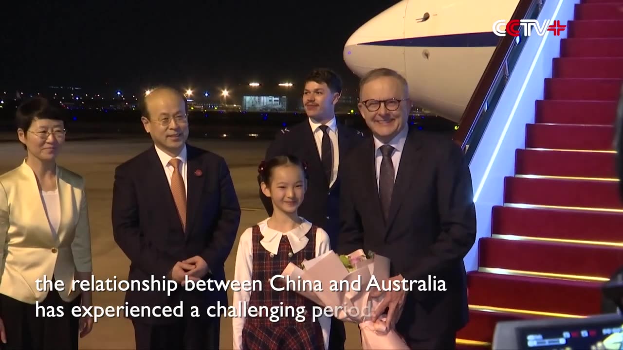 Australian PM Arrives in Shanghai to Start China Visit