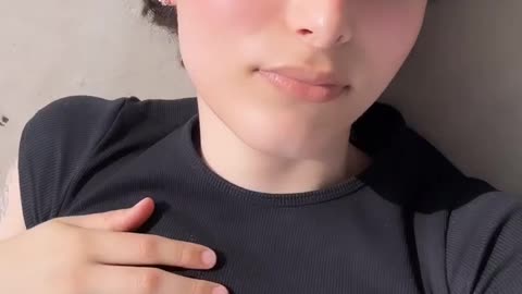 very white a snow tgirl