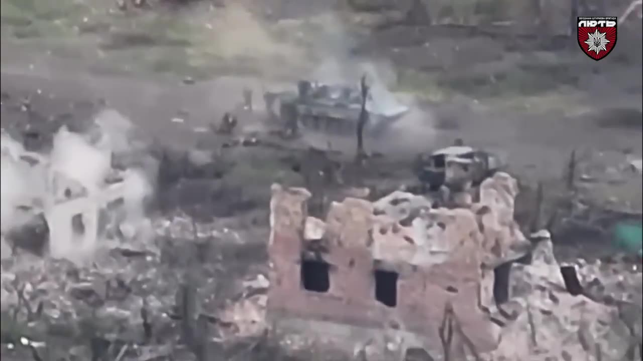 +18 Disturbing Video showing dead and wounded