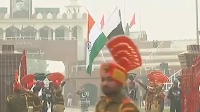 Changing of the Guard at India/Pakistan Border