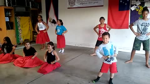 Aia o Lanipo Hawaiian Dance