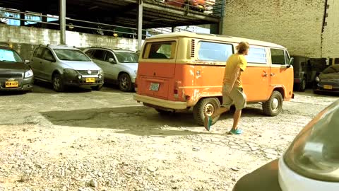 Welcome to Ecuador: VAN CAT’S 11TH COUNTRY