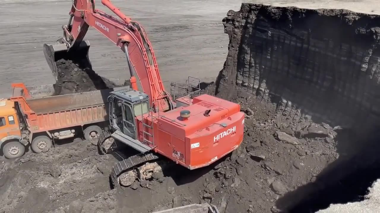 Large excavator digging excavator #engineering vehicle video (8)