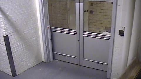 5501LHOBBALoadingDockEast_2021-01-06_02h40min00s817ms.mp4