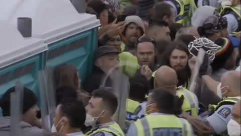 Police Brutality in New Zealand - Anti Mandate Protests Get Violent