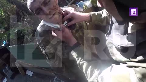 Russia Takes More POWs & Give Them First Aid