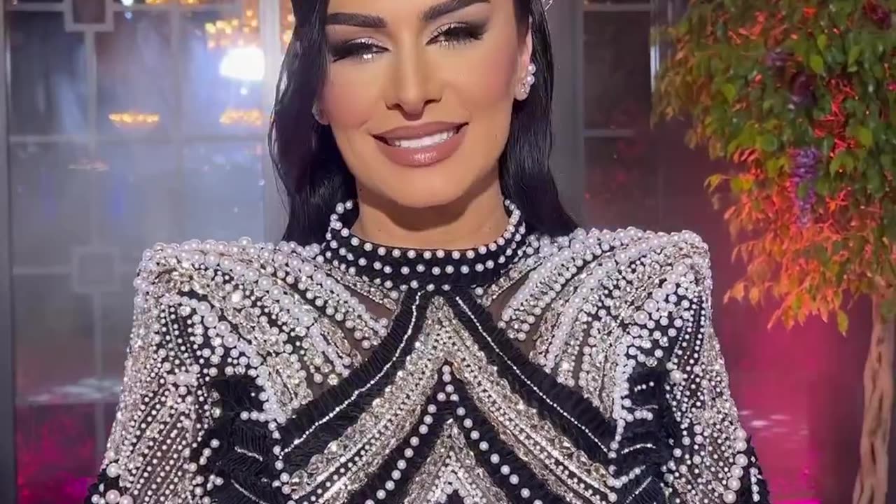Shkurte Gashi me fustan plotë gurë, do ta ‘shkri’ burrin e saj me këtë pamje glamuroze