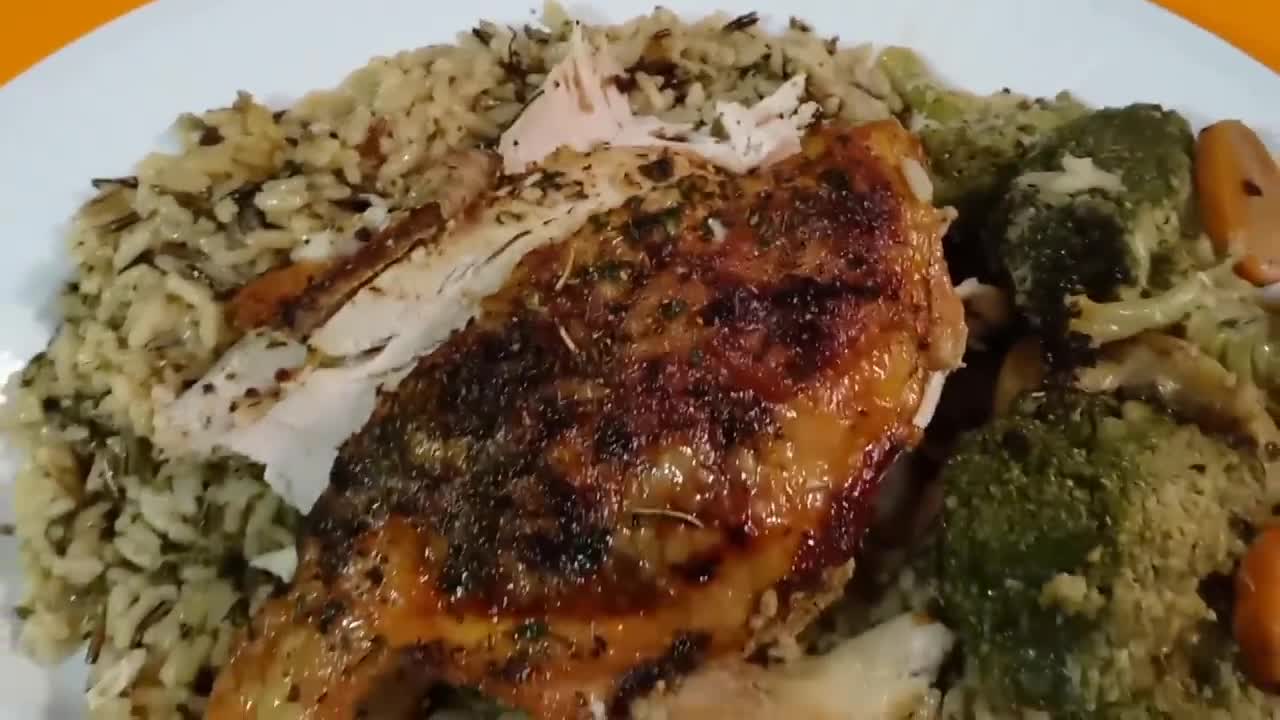 THE JUCIEST HERB BUTTER ROASTED TURKEY BREAST| HOW TO RECIPES 💜👩🏾🍳