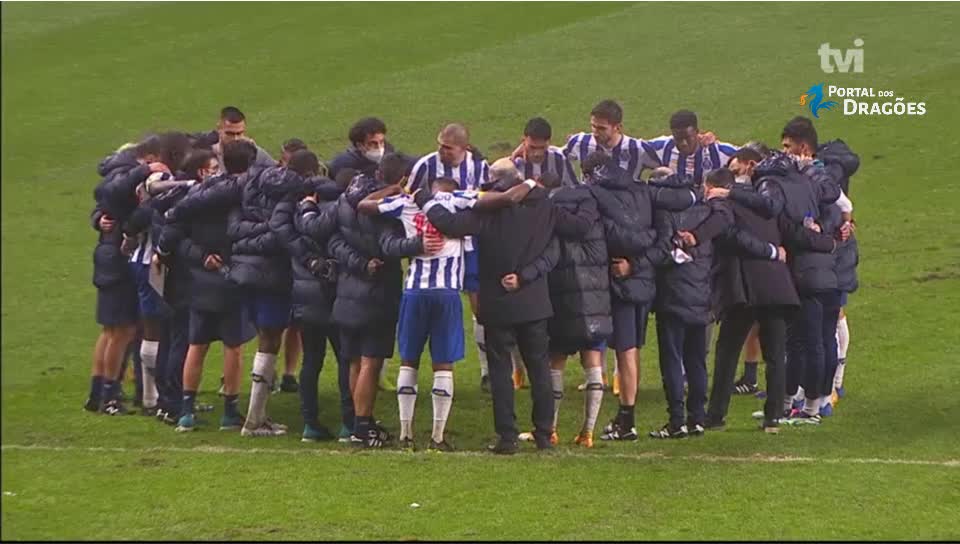 Roda da equipa no final do jogo (SC Braga 1 x 1 FC Porto)