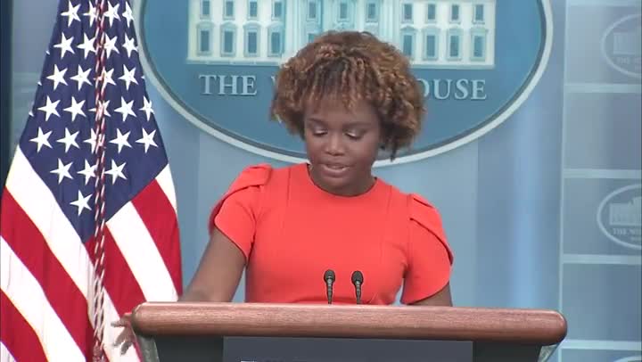 WH Press Sec Seriously Tells America No Unvaxxed Migrants Are Coming Across Our Border