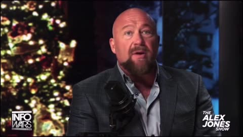 Alex Jones: 'LeBron James fled the country over P. Diddy'