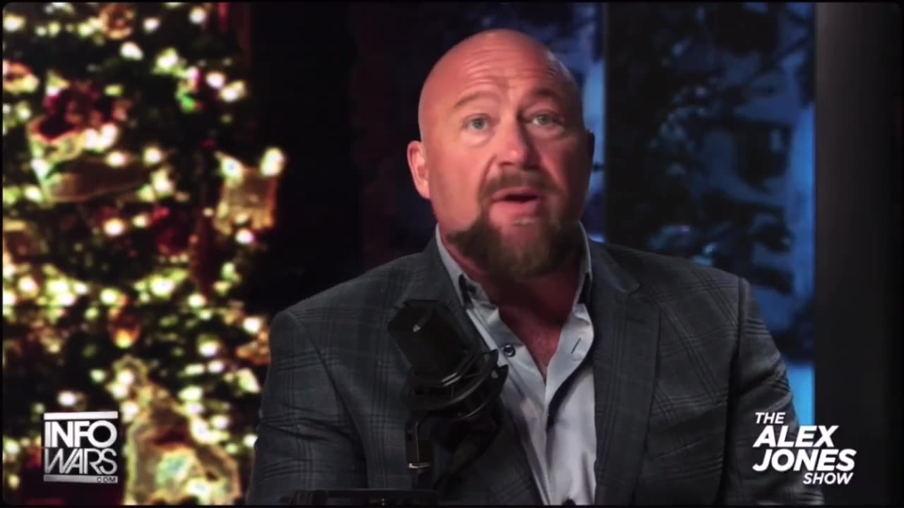 Alex Jones: 'LeBron James fled the country over P. Diddy'