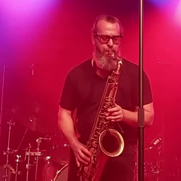 Mike Quinn (Doom Flamingo) - LIVE @ Barrelhouse Ballroom (Short 3)