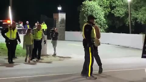 PROTESTERS CALL FOR AN END TO TRUDEAU’S REIGN OUTSIDE OF FANCY LIBERAL FUNDRAISER IN SURREY, B.C.