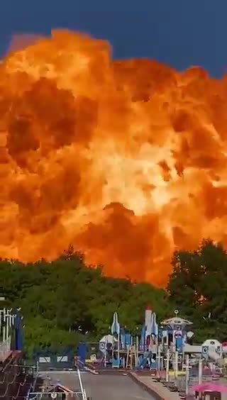 Massive explosion at gas station in Novosibirsk, Russia