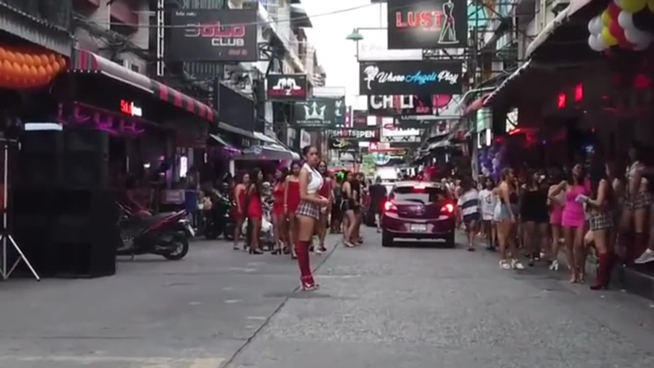 Pattaya soi 6 the best street in the world