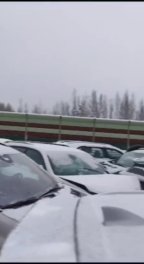 Low speed pileups in snowy conditions