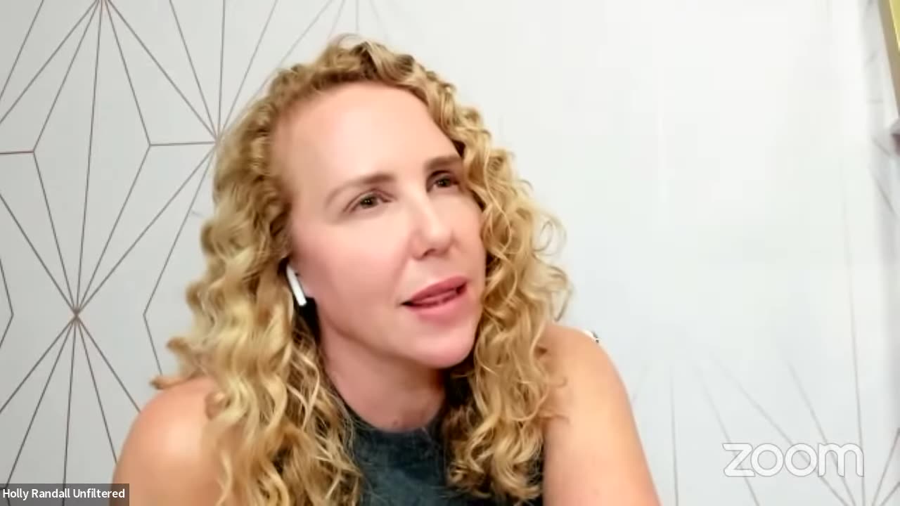 10 Questions with Lexi Grey
