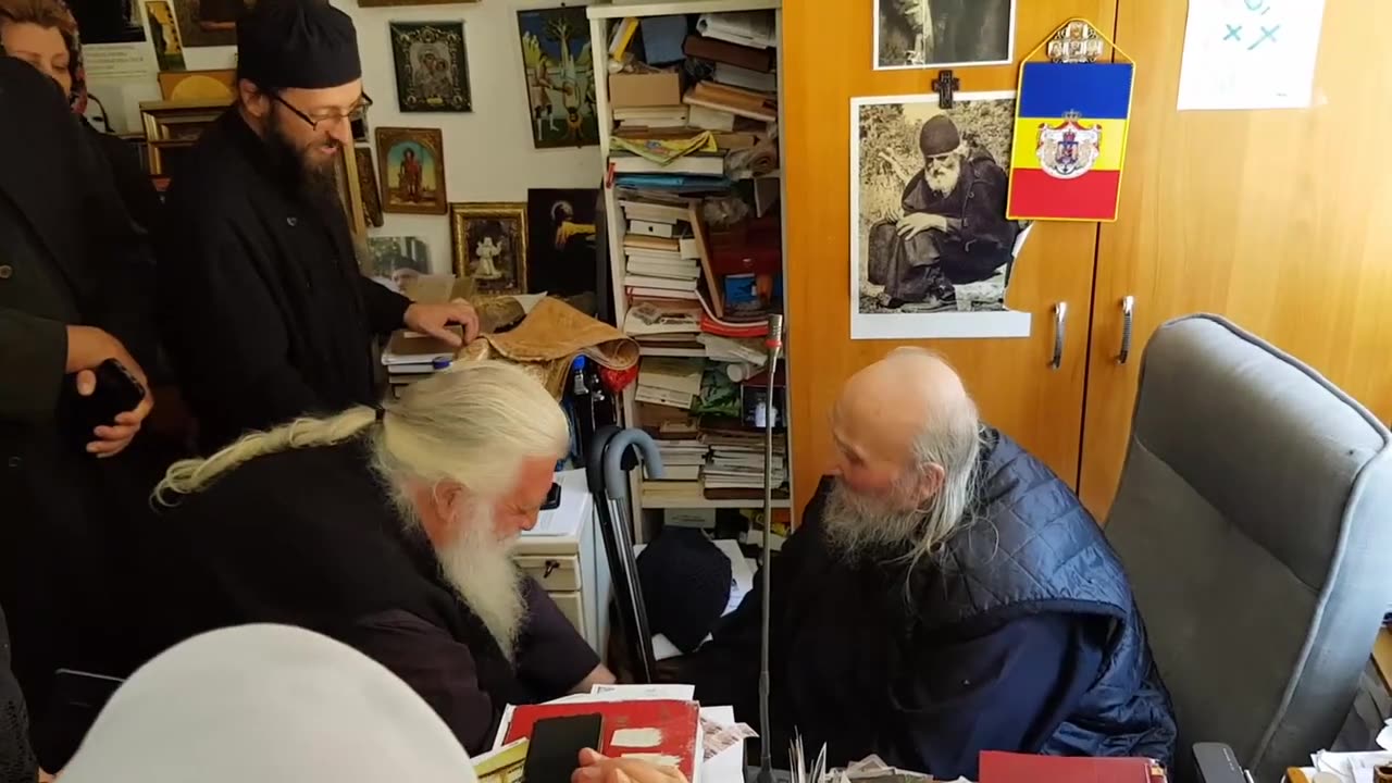 Vizita Părintelui Elpidie la Părintele Ioan de la Mănăstirea Sihăstria Rarăului - octombrie 2023