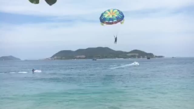 Paragliding video on the sea