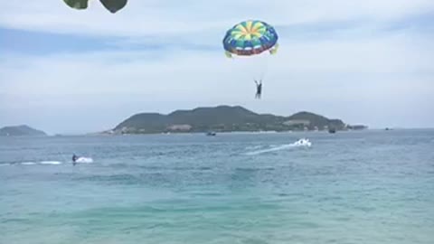 Paragliding video on the sea