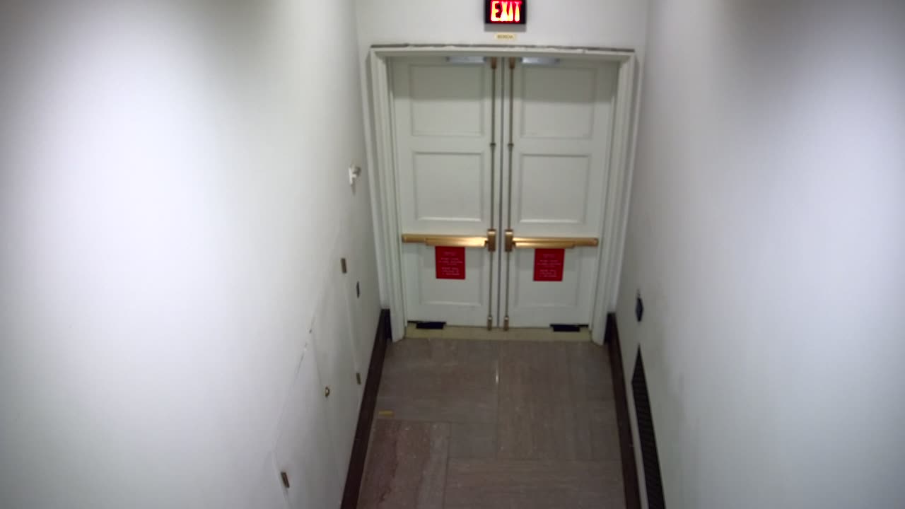 0751USCH02H202FireDoor_2021-01-06_19h09min54s067ms.mp4