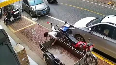 Amazing accidents. 🤔🤔🙄🙄amazing video 😱😱😱