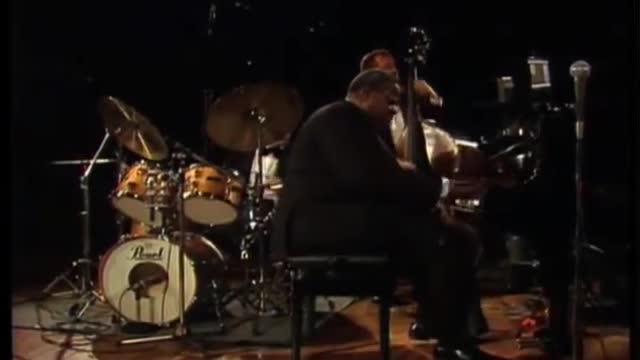 Oscar Peterson LIVE The Berlin Concert (1985) Part 1