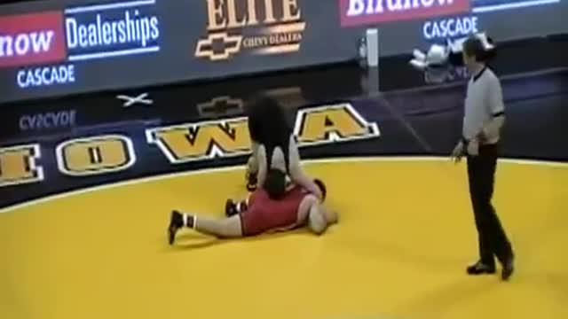 174 lb. Mike Evan's Iowa vs Robert Kokesh Nebraska College wrestling