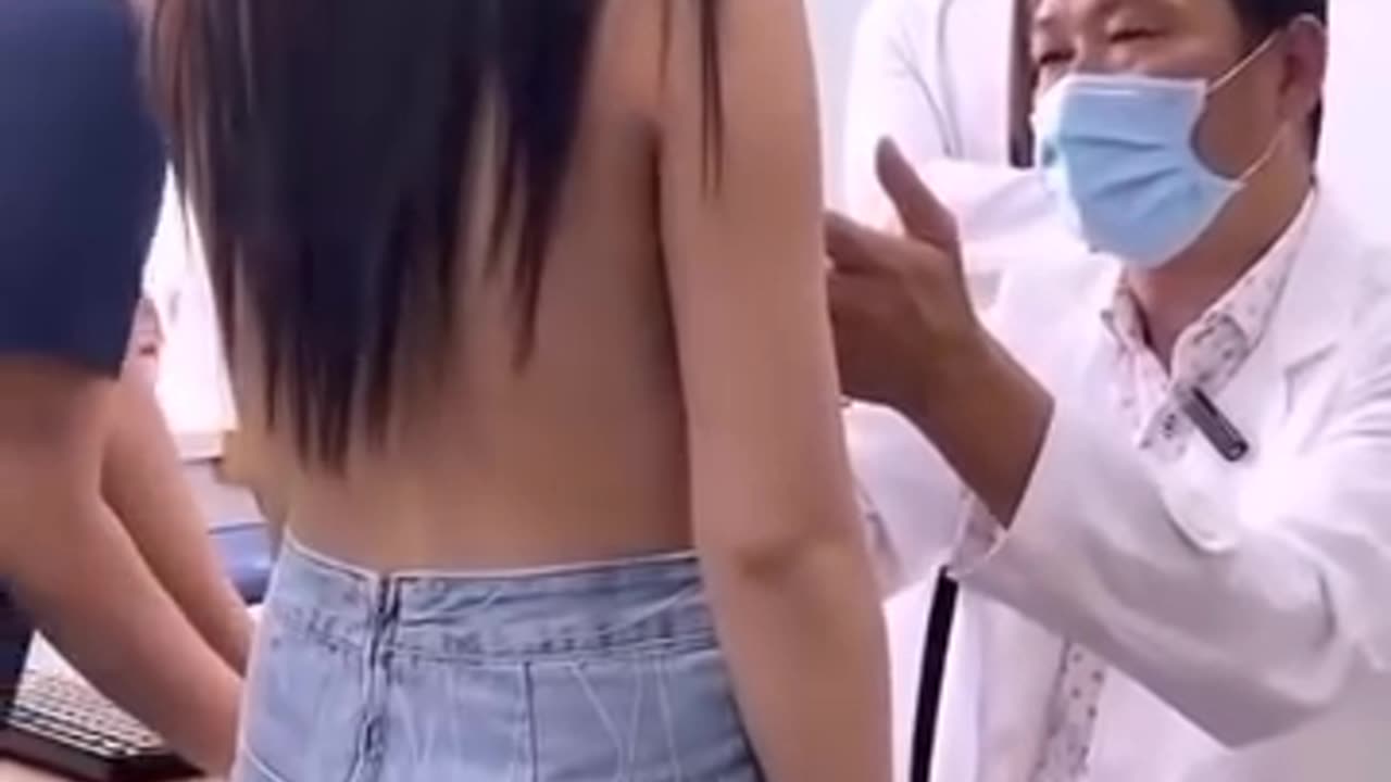 What doctor is checking | #viral