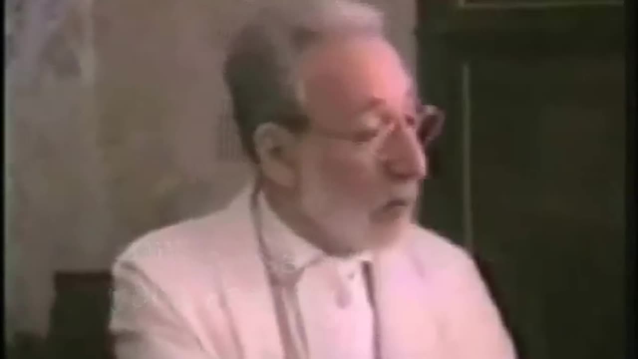 Ebreo “difende “Hitler”!