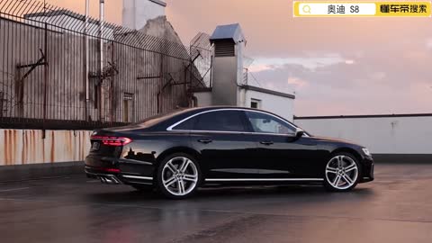 2022 audi S8