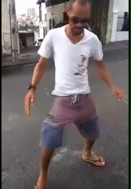 Nice Dance Buddy🕺🏻🕺🏻🕺🏻. 😂😂😂