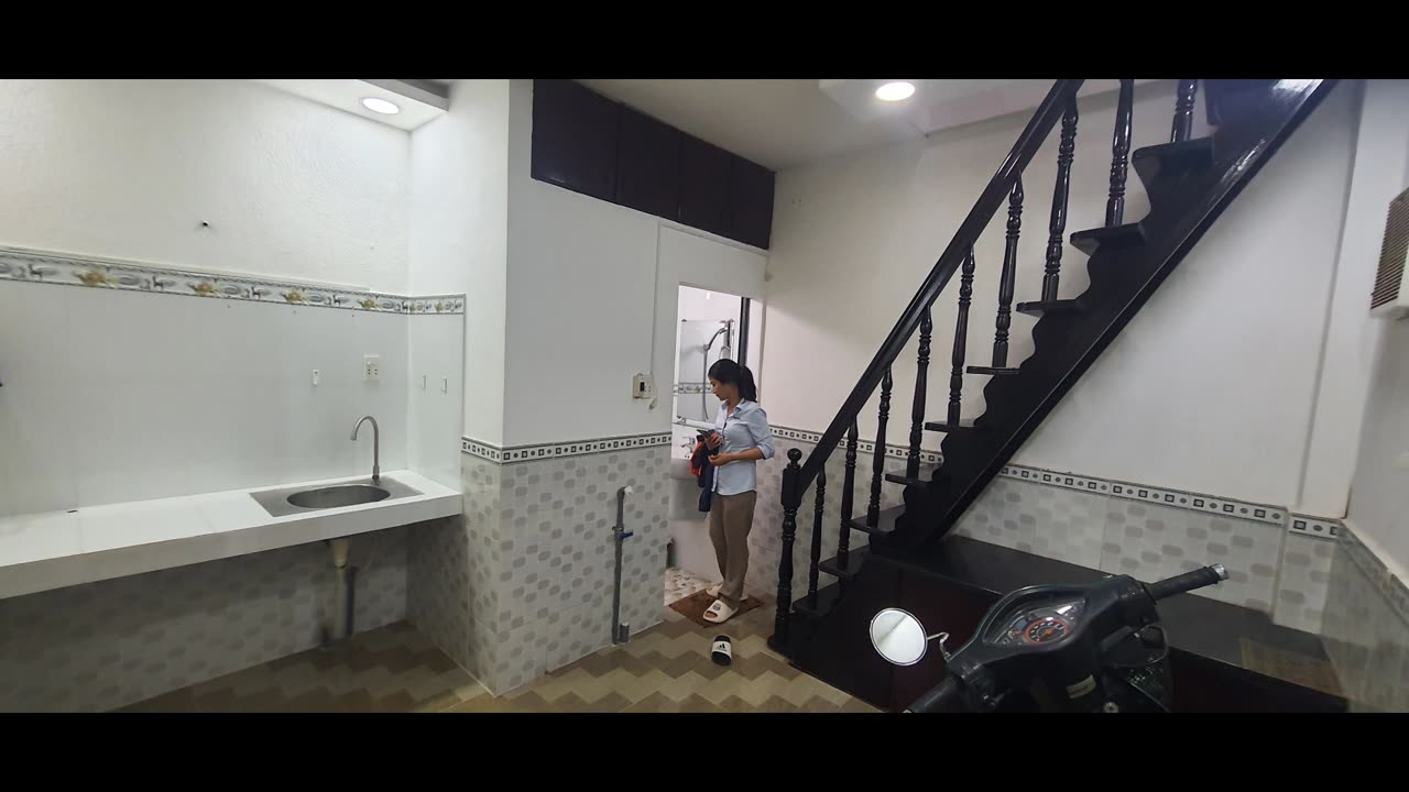 CÔNG CHIẾU 4tr/th - 1 lầu; nhà mới hẻm 78 Tôn Thất Thuyết, P16 -0919686096