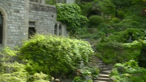 Windsor Castle - Beautiful Garden. United Kingdom