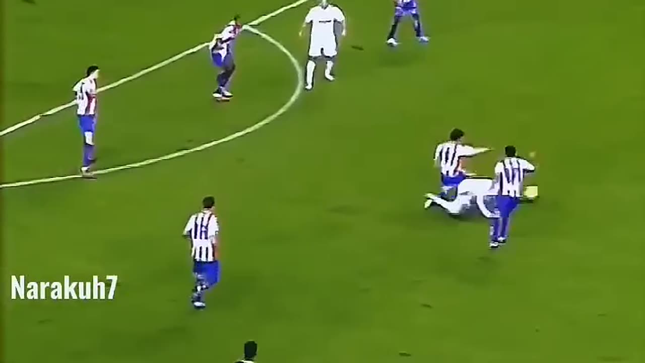 Cristiano juega mejor bajo presión, ni los golpes lo paran 🔥🤯