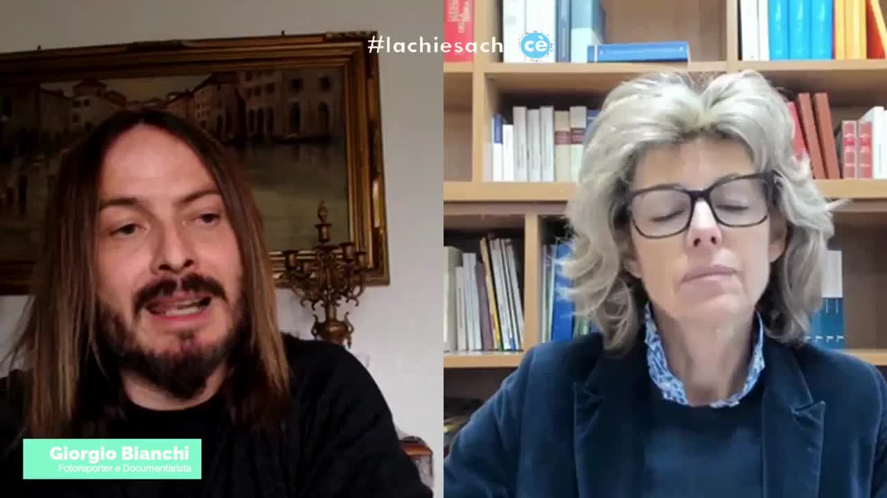 Demolizione controllata spiegata da un reporter
