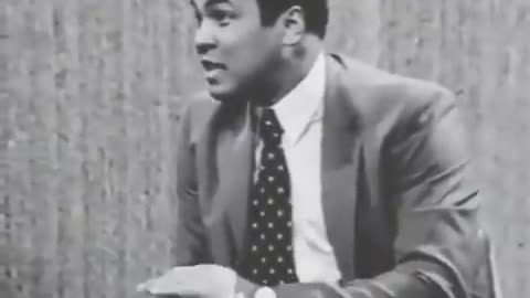 Do you have a bodyguard ? A question been asked on a interview with Mohammed ali