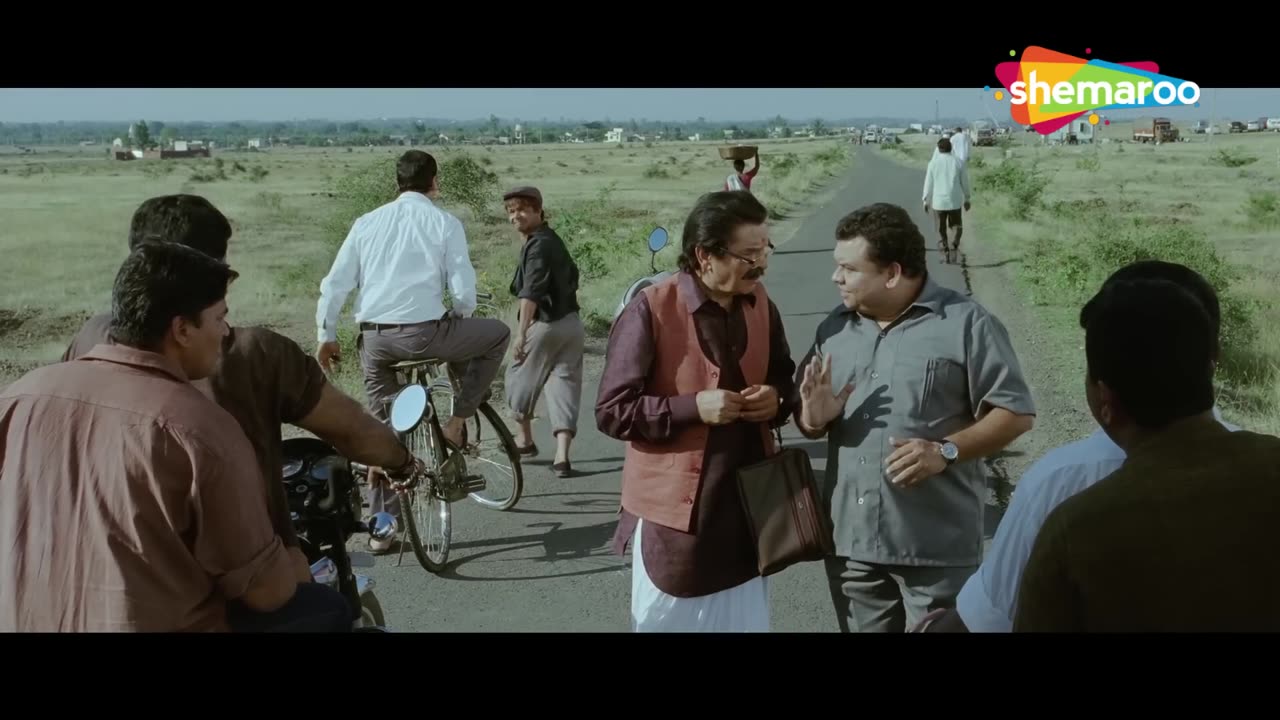 Rajpal yadav and akshayi kumar funny video