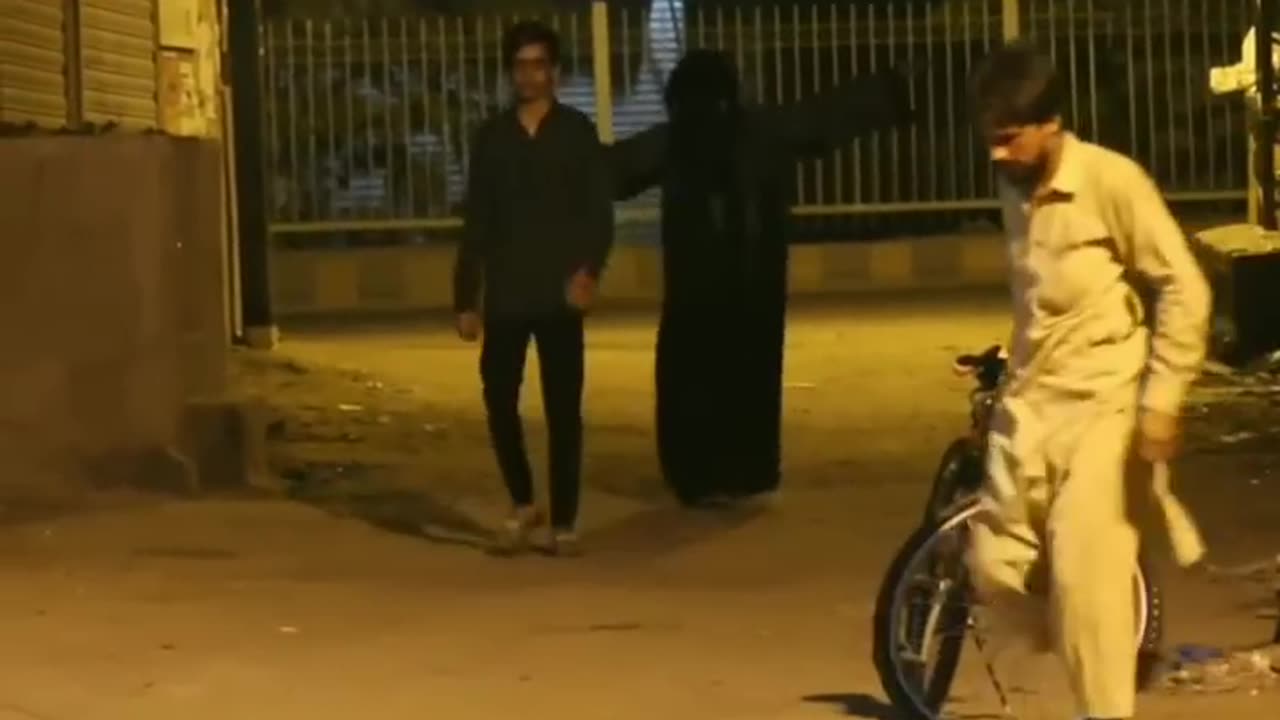 POV_-HUMAN VS ANIMAL 👊👻__ hanuman _ #hanumanji #bajrangbali #ghost #prank #viral #video