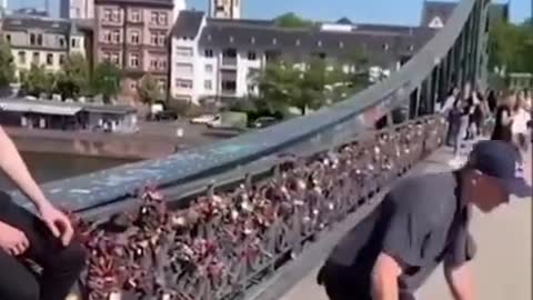 Like a boss video
