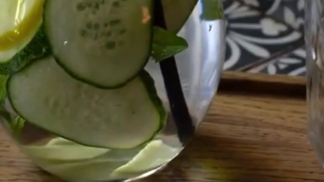 Hydrating with Cucumbers Low-Calorie and Refreshing