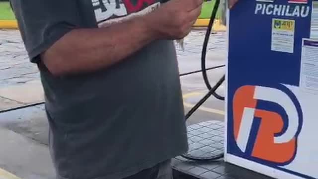 MAIS 1 CIDADÃO SENDO LESADO NOS POSTOS DE GASOLINA