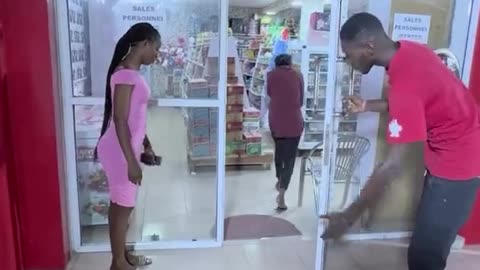 How can you do this..🤣