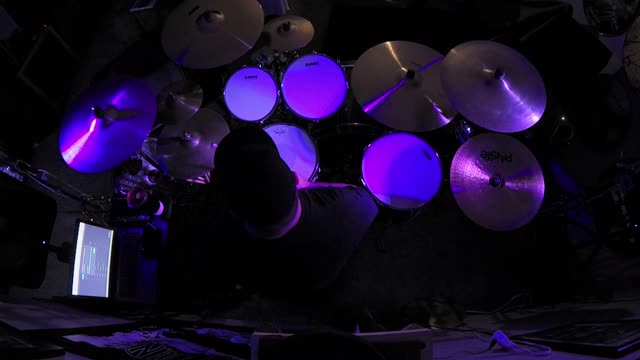 AC/DC , YOU SHOOK ME ALL NIGHT LONG, DRUM COVER BY DAN SHARP