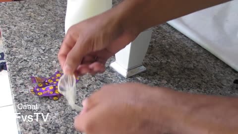 PEGADINHA 1 REAL NA CAMISINHA (MONEY WITH super glue PRANK)